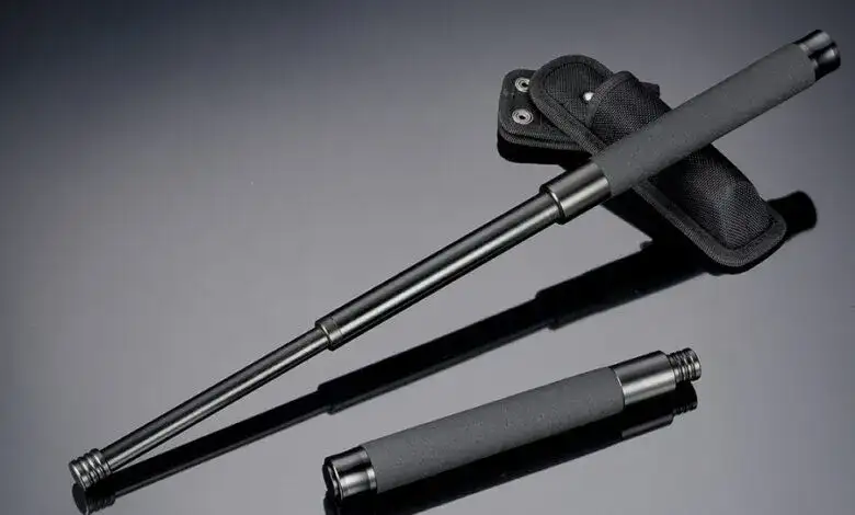 Czy pałka teleskopowa to broń biała? Sprawdź, co mówi prawo