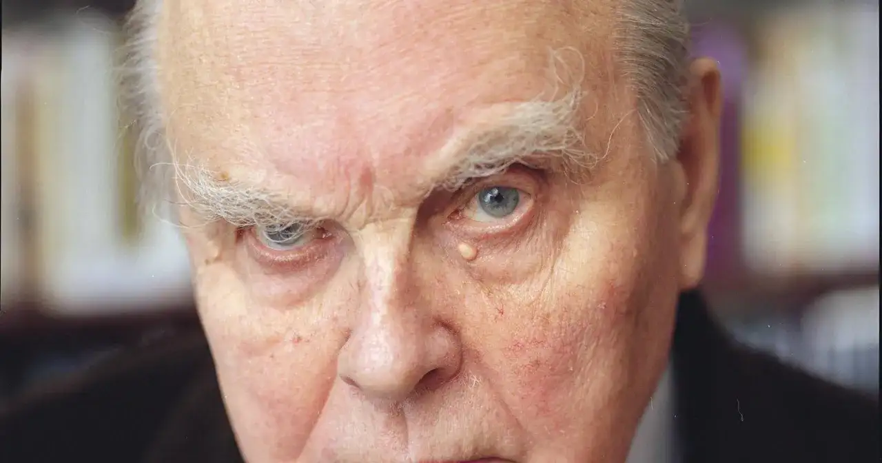 Czesław Miłosz: Autor "Pieska przydrożnego". Co kryje książka?