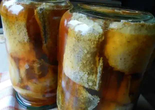 Ile rybki wytrzymają w słoiku? Poznaj zaskakujące fakty o ich zdrowiu