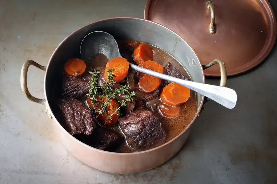 Beef bourguignon - idealny przepis na klasyczną potrawę francuską