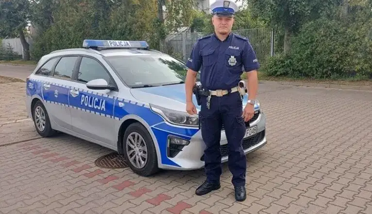 Dowiedz się kiedy policja zabiera prawo jazdy: fakty i przepisy 2025