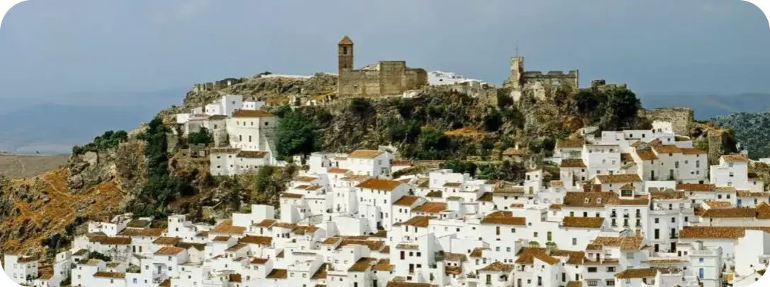 Jak zamieszkać w Hiszpanii: uniknij najczęstszych pułapek i problemów