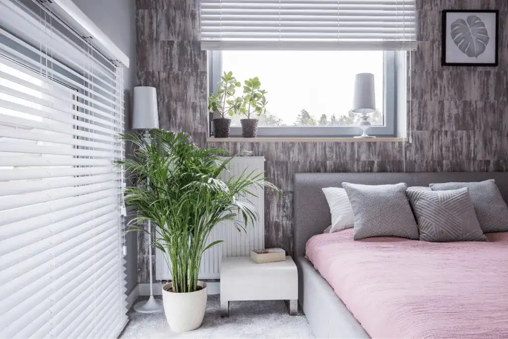 Aranżacja okna w sypialni: Inspiracje i praktyczne porady