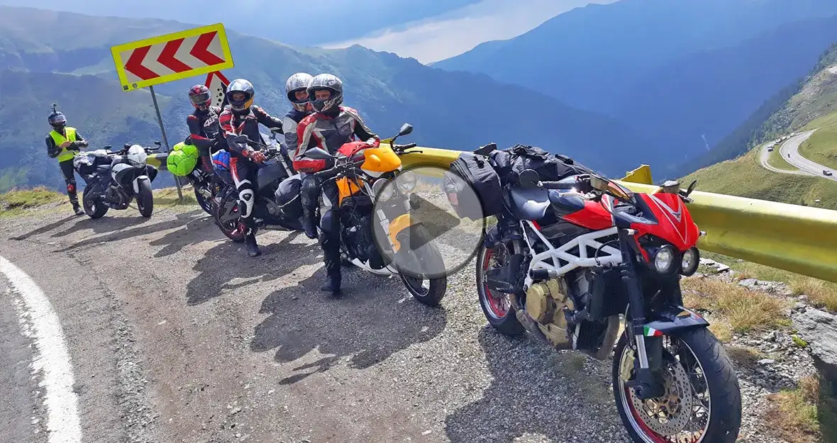 Niezapomniane trasy motocyklowe w Rumunii – odkryj piękno górskich dróg