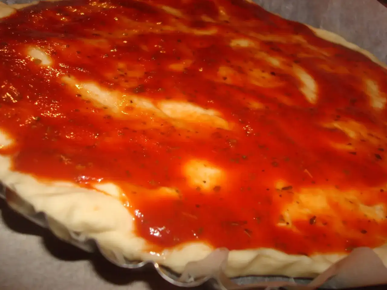 Przepis na ciasto do pizzy Pizza Hut, które zachwyci Twoich gości