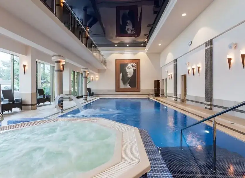 Co to jest Hotel Lambert? Odkryj luksusowe SPA w Ustce