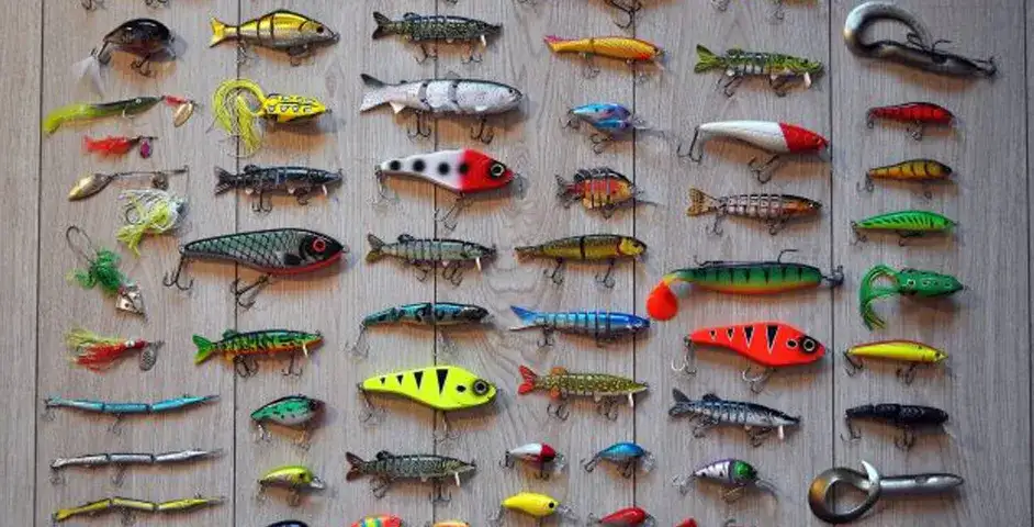 Przynęty powierzchniowe na szczupaka: Techniki, sprzęt i łowiska