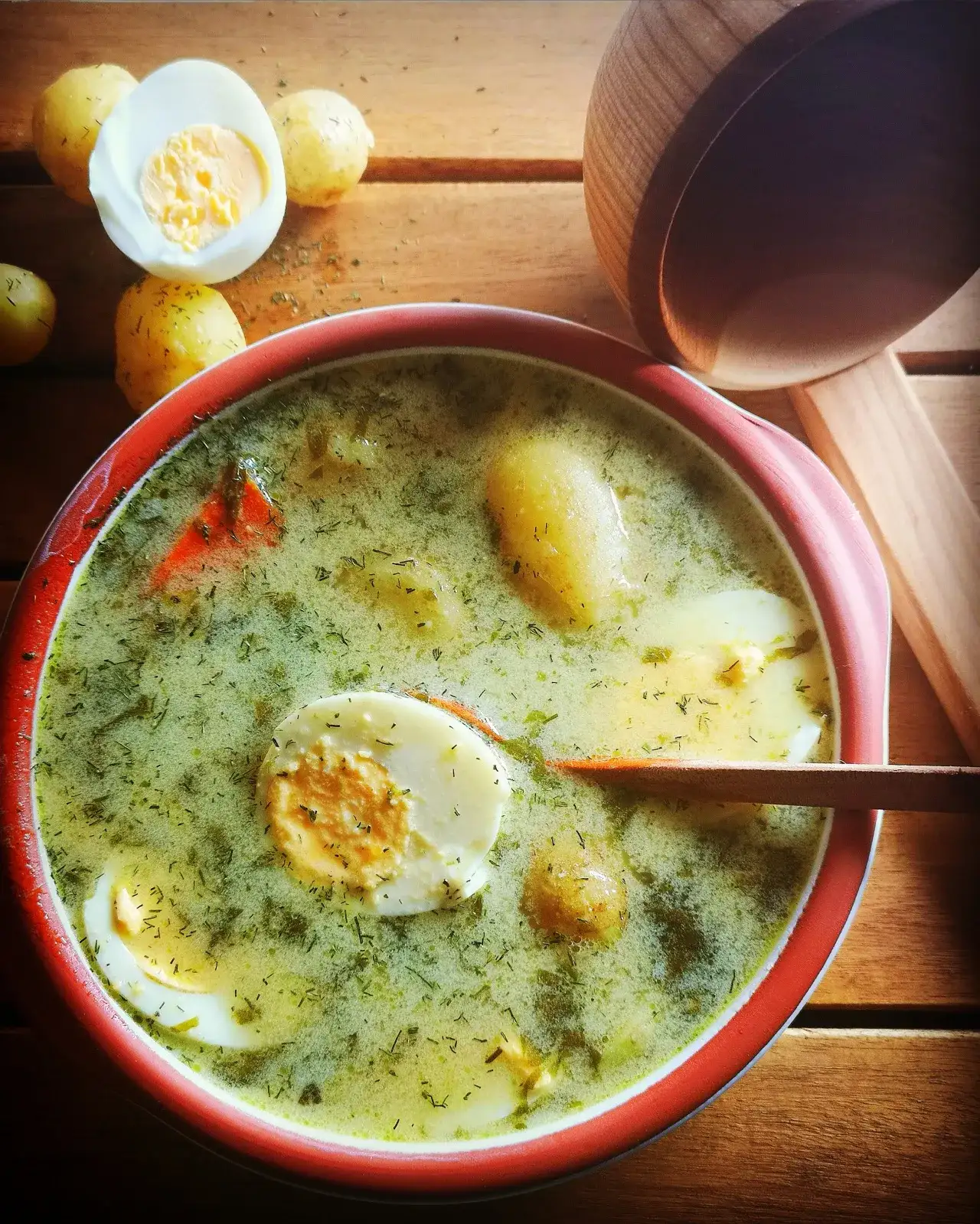 Jak zrobić zupę szczawiową - prosty przepis na smaczną zupę