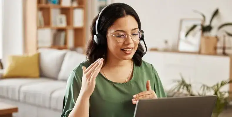 Ile kosztuje podłączenie światłowodu w bloku? Sprawdź ceny i czynniki wpływające