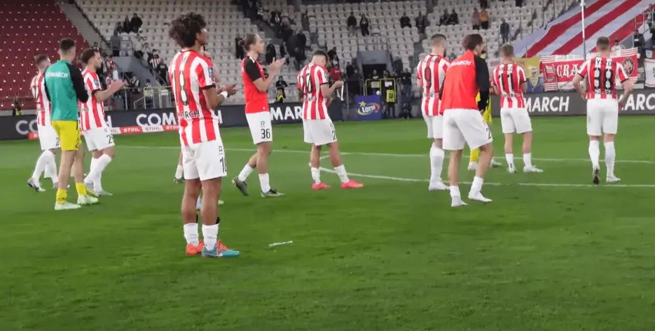 Zarobki piłkarzy Cracovii: Ile naprawdę dostają zawodnicy?