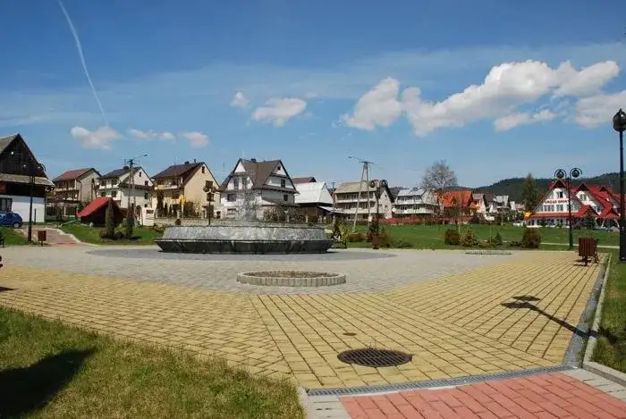 Najlepsze atrakcje w Maniowach, które musisz zobaczyć na wakacjach