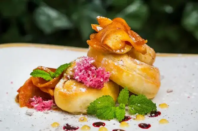 Łódzka kuchnia regionalna: tradycyjne dania, przepisy i sekrety kulinarne z Łodzi