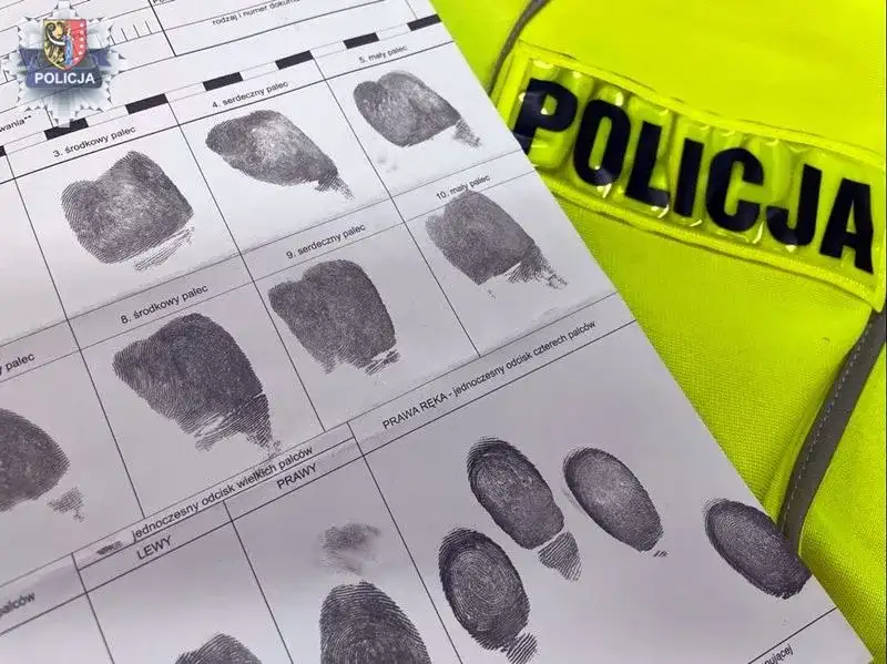 Kiedy i dlaczego policja pobiera odciski palców - poznaj swoje prawa