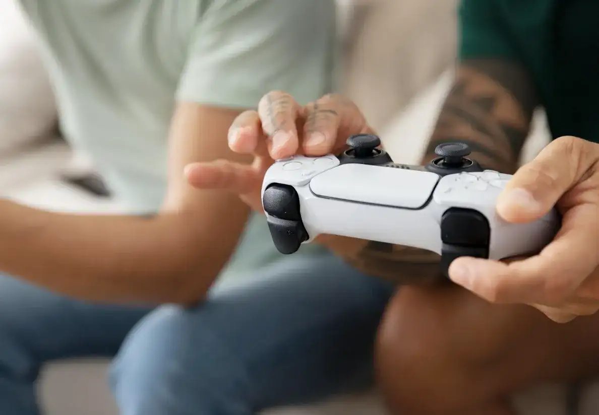 Gry umysłowe: psychologia rozrywki cyfrowej oraz jej wpływ na użytkowników