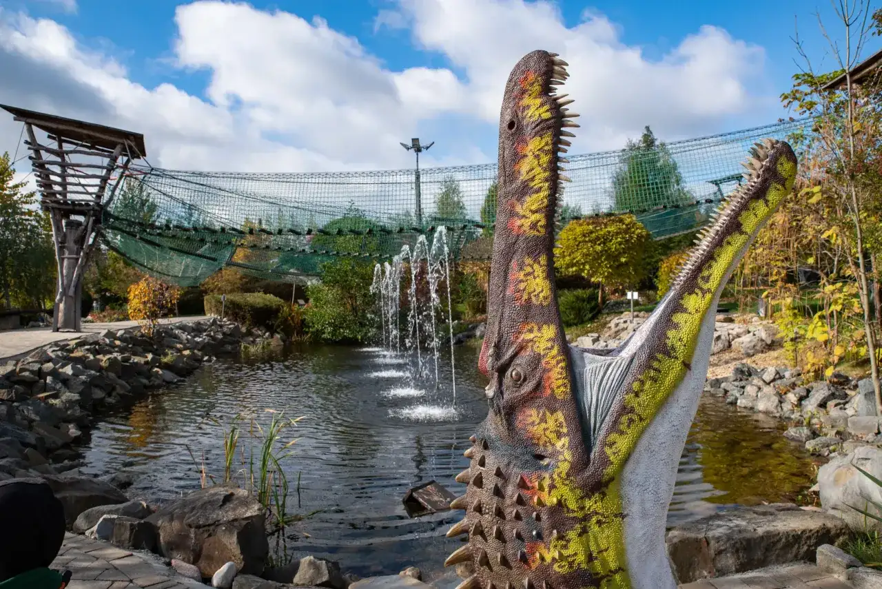 Niezapomniane atrakcje w Dinolandii, które musisz zobaczyć