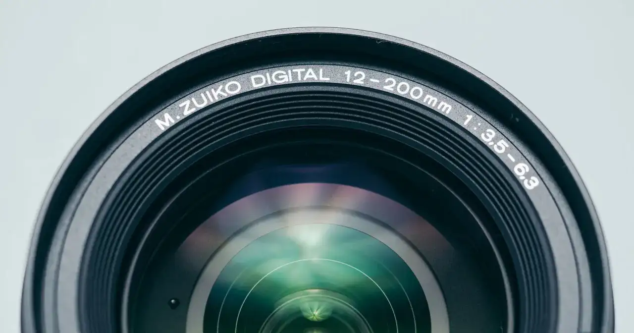 Obiektyw 300mm - dlaczego nie ma zoomu i co warto wiedzieć