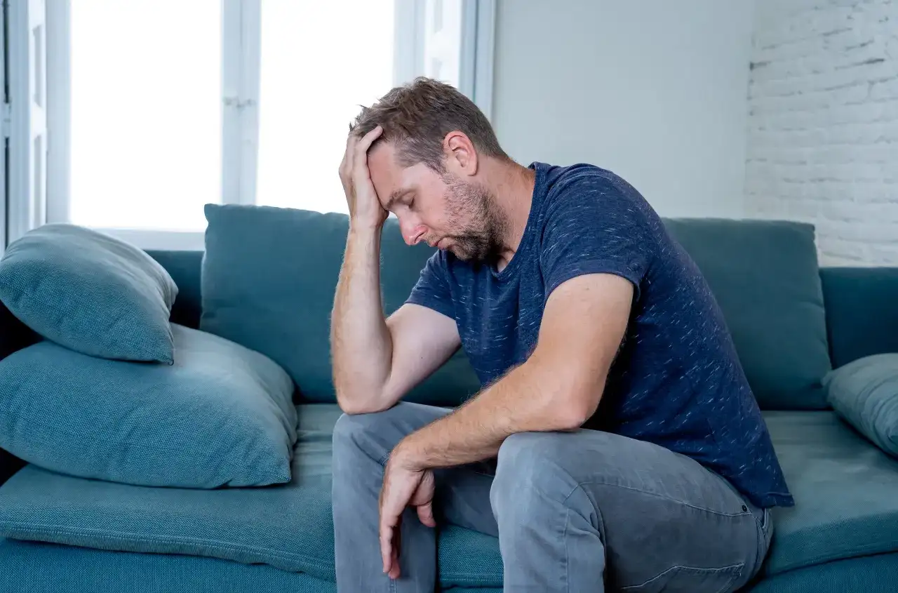 Czy depresja jest chorobą przewlekłą? Zrozumienie jej skutków i leczenia