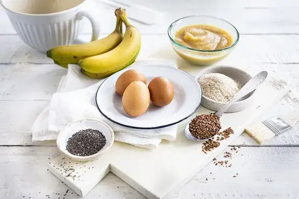 Co zamiast jajka do placków? Odkryj najlepsze zamienniki i porady