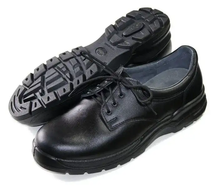 Jakie buty do policji wybierać by zapewnić bezpieczeństwo i komfort?