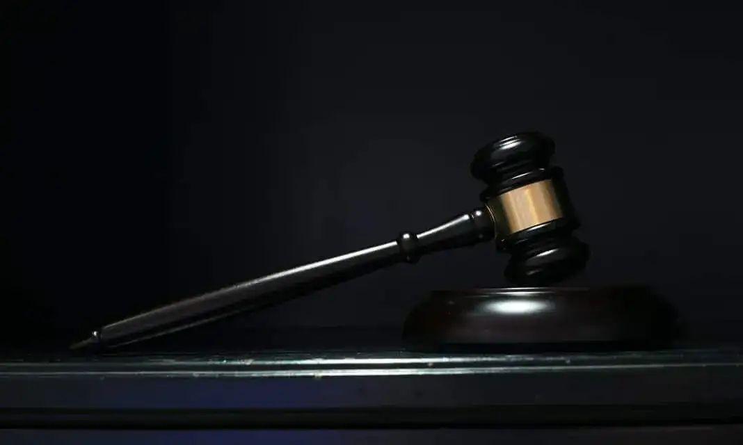 Adwokat ile procent? Poznaj ukryte koszty usług prawnych