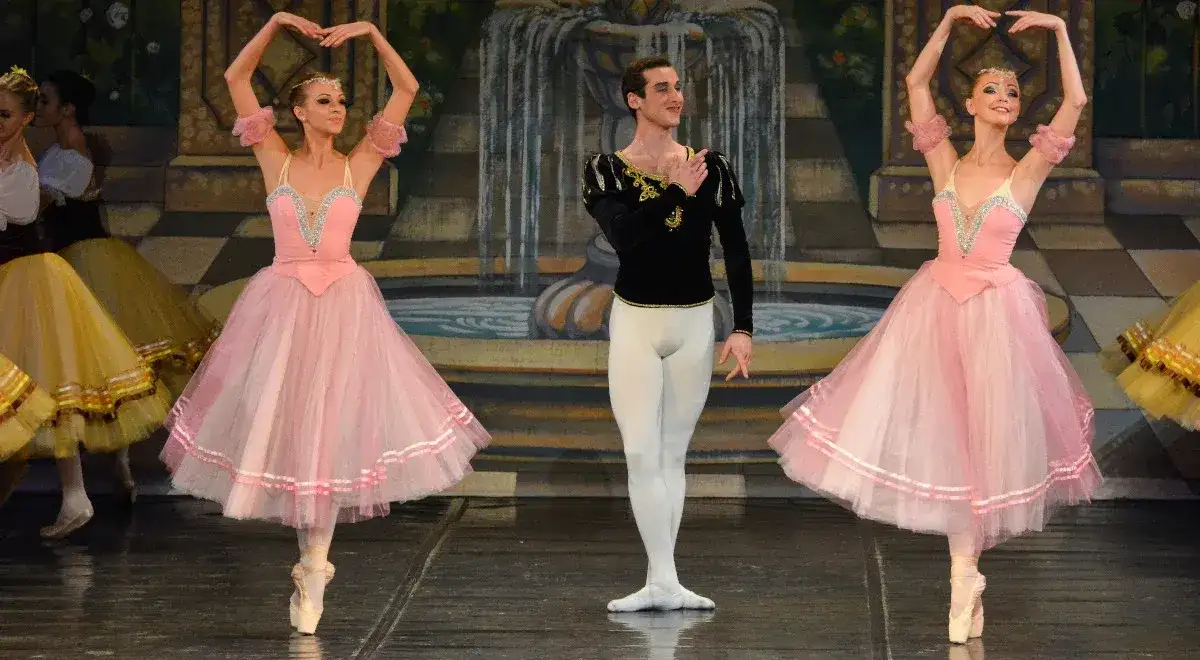 Jezioro Łabędzie streszczenie: Miłość, zdrada i tragiczne zakończenie