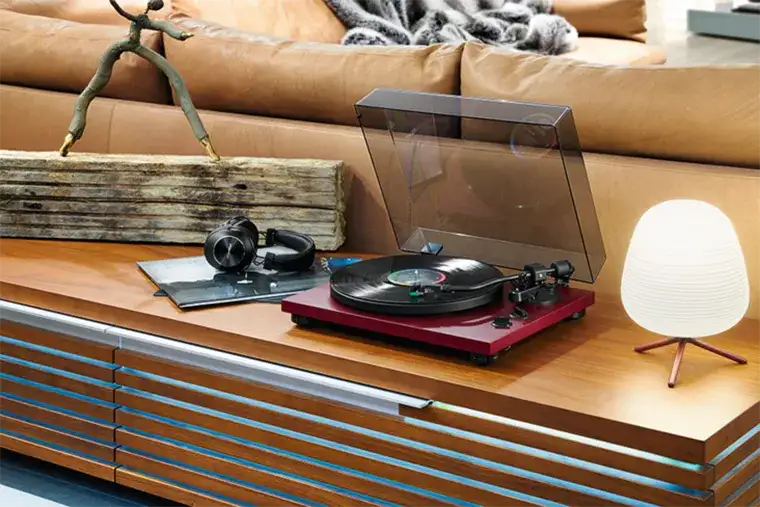 Odrodzenie winylu: Dlaczego analogowe jest ponownie na topie?