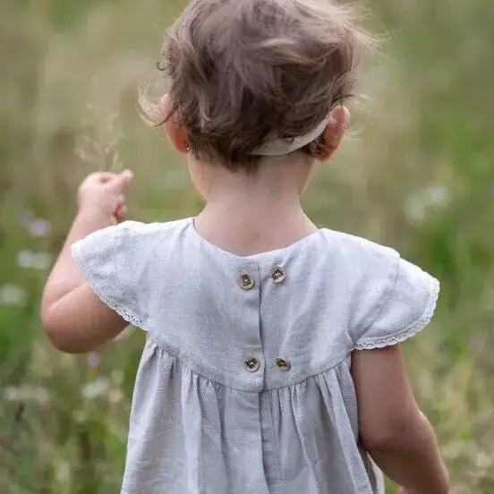 Ubranka które rosną z dzieckiem: oszczędność i ekologia dla rodziców