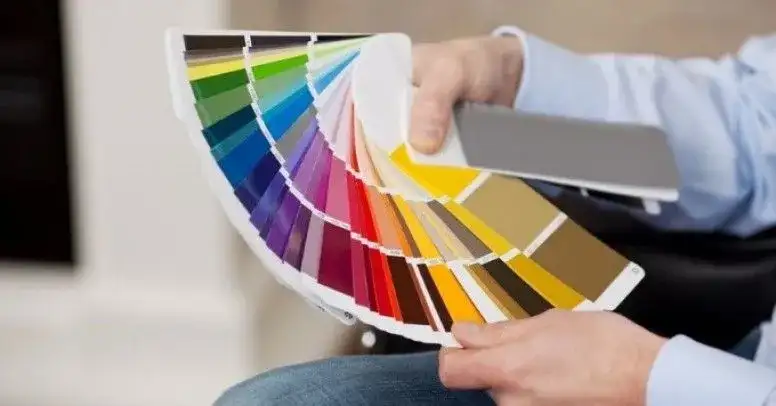 Jaki kolor ścian do sosnowych mebli? Odkryj idealne połączenia kolorów