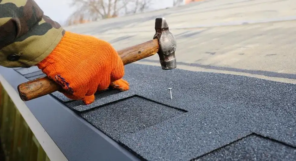 Papa pod gont bitumiczny: jak prawidłowo zastosować na dachu