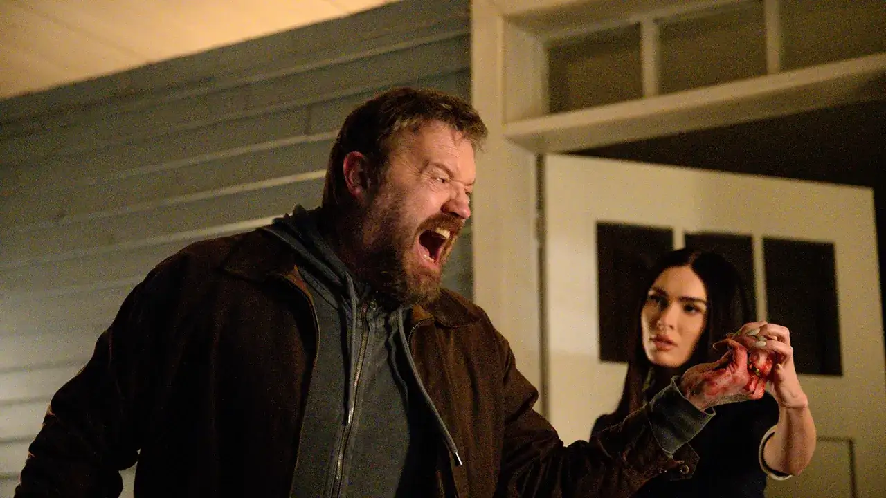 Subservience: Wnikliwa recenzja ujawnia mroczne aspekty podporządkowania