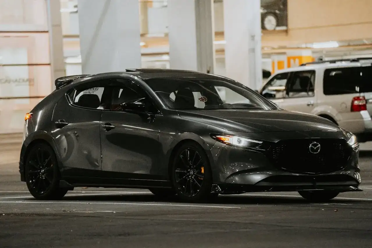 Profesjonalne oznakowanie garaży – klucz do bezpieczeństwa i porządku