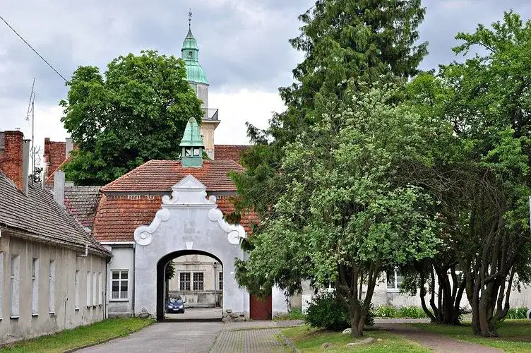 Nowy zamek w Płotach - historia, tajemnice i co warto zobaczyć