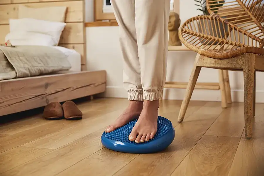 Poduszka sensoryczna: Jak poprawić równowagę i koordynację w ćwiczeniach