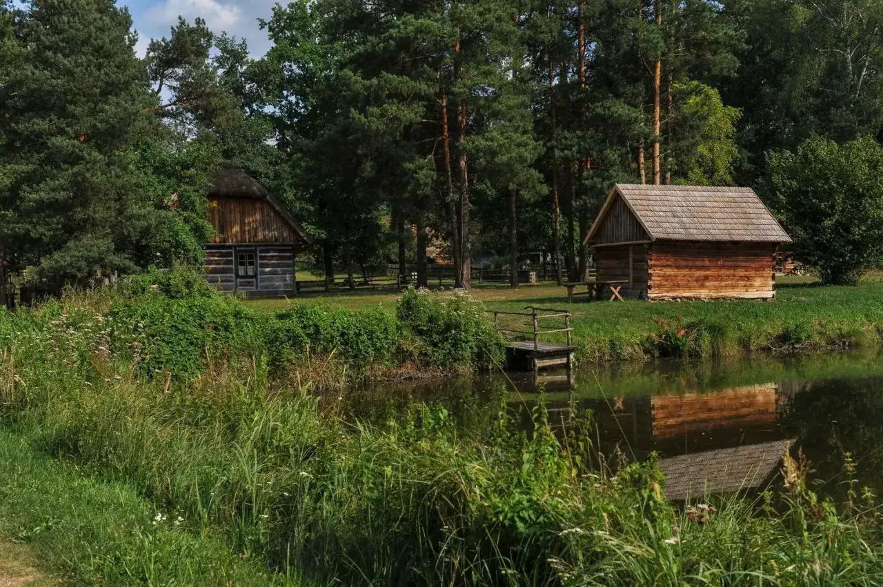 Skansen Wsi Radomskiej - odkryj historię, wystawy i wydarzenia