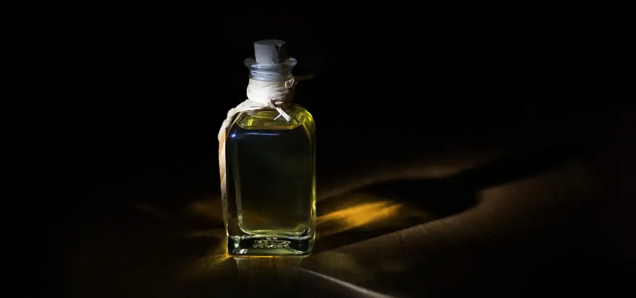 Czy perfumy mają termin ważności? Oto co musisz wiedzieć, aby uniknąć strat