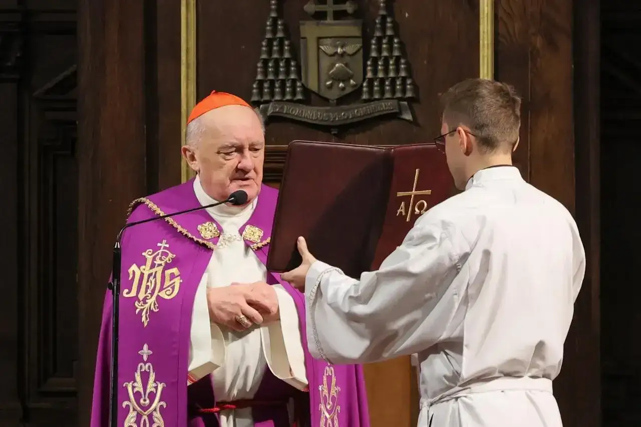 Ile lat ma kardynał Nycz? Zaskakująca prawda o jego wieku