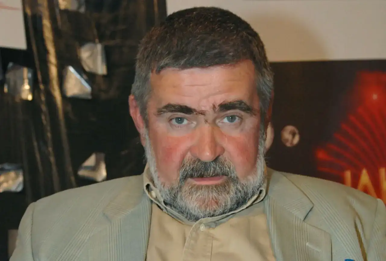 Janusz Rewiński aktor: biografia, najważniejsze role i tajemnice kariery