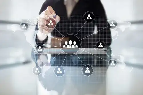 Jak zatrudnić cudzoziemca krok po kroku - uniknij najczęstszych błędów