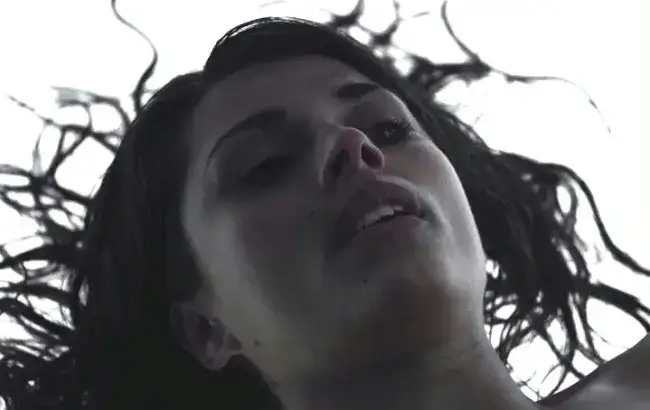 Film Pod Skórą: Tajemniczy thriller sci-fi z Scarlett Johansson