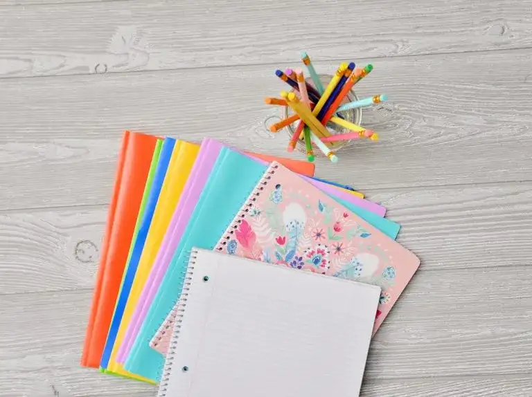 Jakie zeszyty do 7 klasy wybrać, aby uniknąć niepotrzebnych wydatków