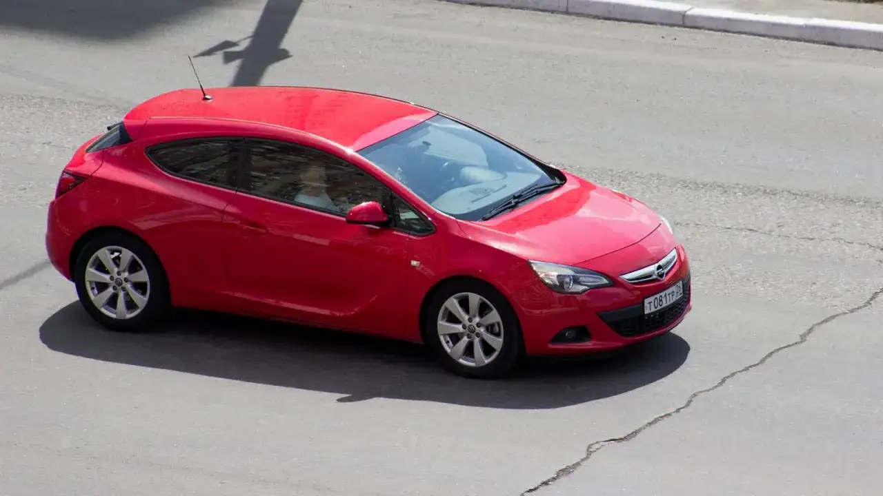 Dobre auto do 15 tys. zł: Najlepsze Samochody w Tym Budżecie