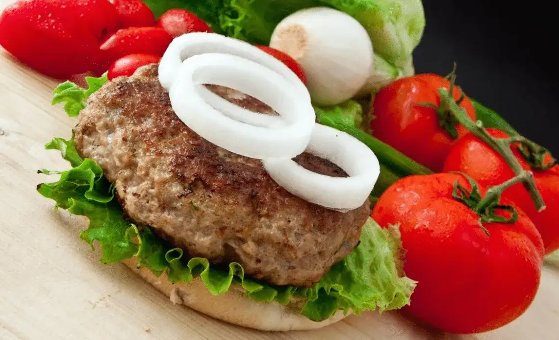 Jak zrobić dietetyczne kotlety mielone, które zachwycą smakiem i zdrowiem