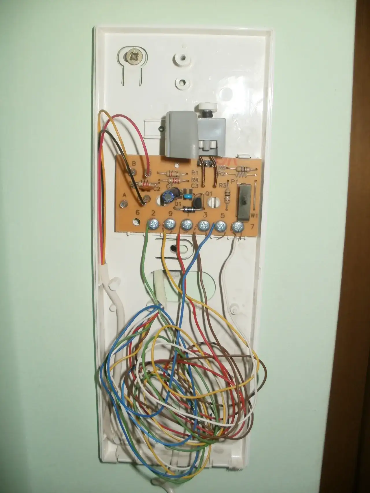 Jak wyłączyć domofon: 5 skutecznych metod - krok po kroku