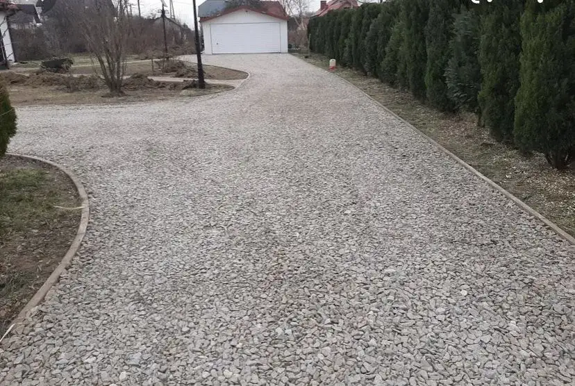 Jaki kliniec na podjazd: wybierz najlepszy materiał i oszczędzaj