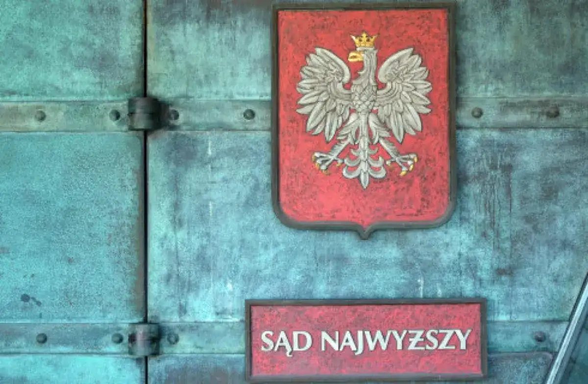 Niekonstytucyjność nowelizacji ustawy o sądzie najwyższym - skutki i analiza