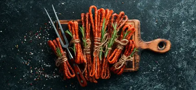 Czy kabanosy roślinne są zdrowe? Odkryj ich ukryte korzyści zdrowotne