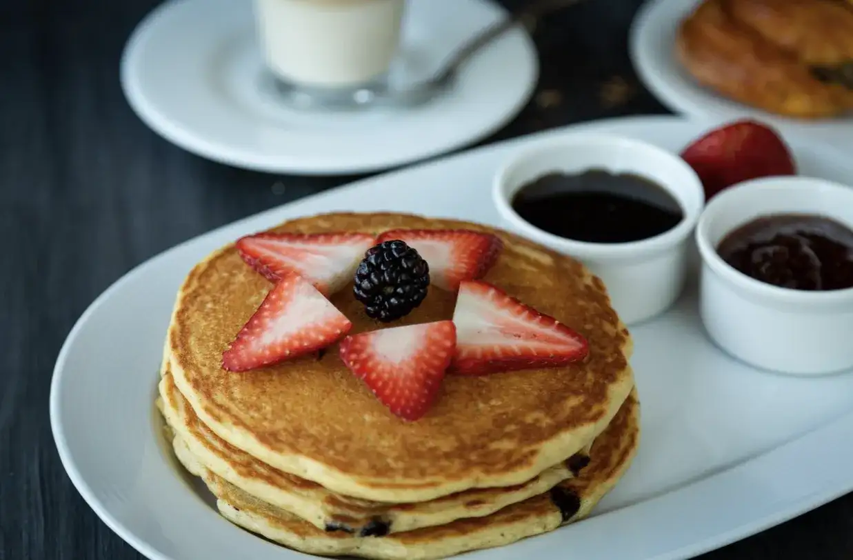 Idealne pancakes w domu – jaką patelnię wybrać?