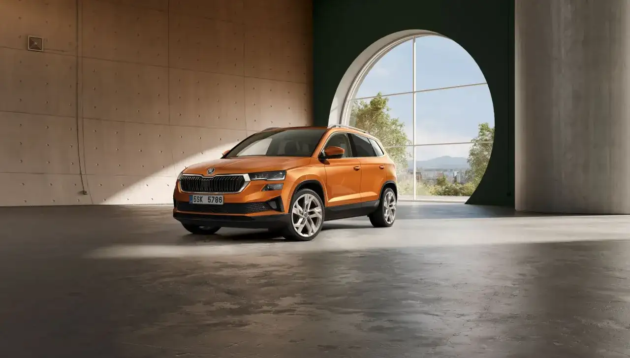 Nowoczesny SUV dla wymagających – dlaczego Škoda Karoq to idealny wybór na miasto?