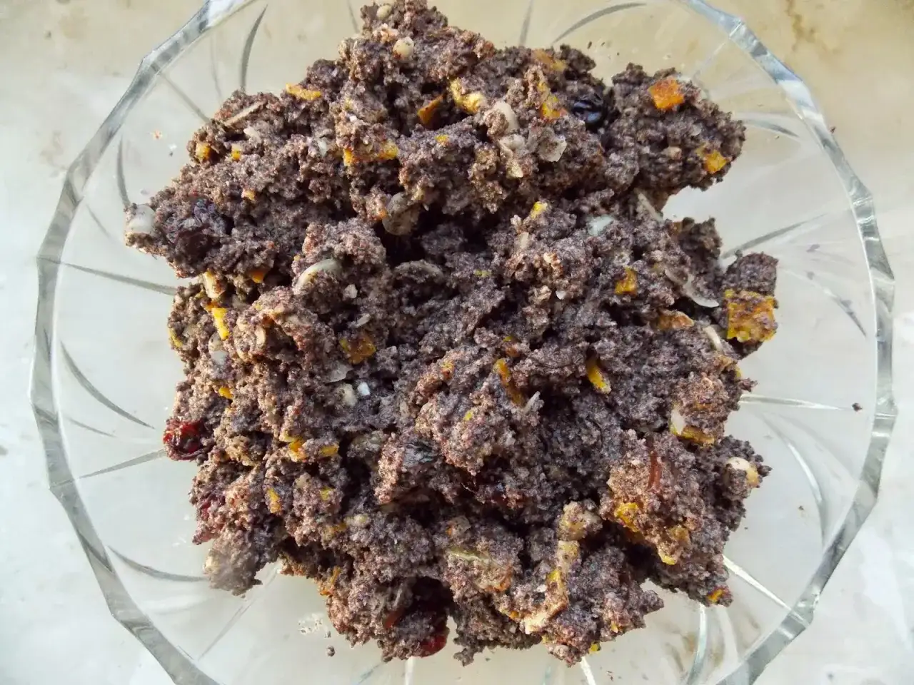 Zdrowa masa makowa bez cukru: przepis na niskokaloryczny smakołyk