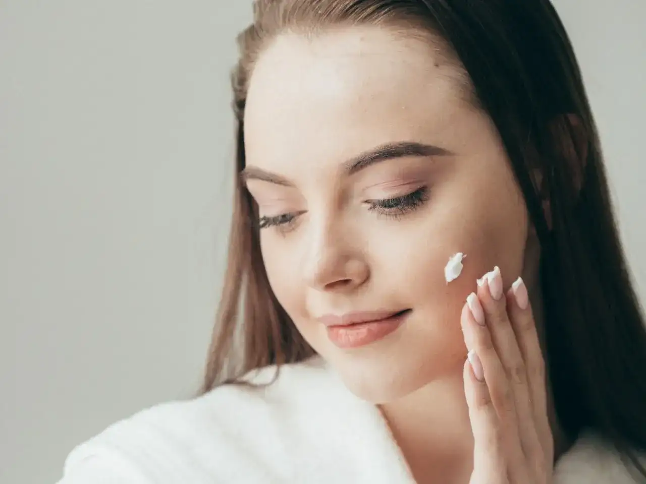 Lekki krem nawilżający niekomedogenny - najlepszy wybór dla Twojej skóry